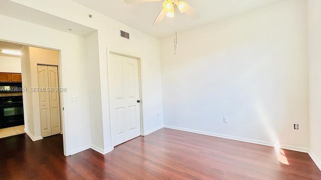 2304 E Myrtlewood Cir E 304, Palm Beach Gardens, FL 33418