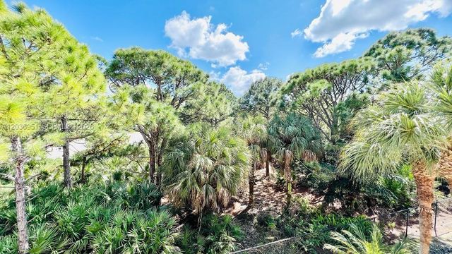 2304 E Myrtlewood Cir E 304, Palm Beach Gardens, FL 33418