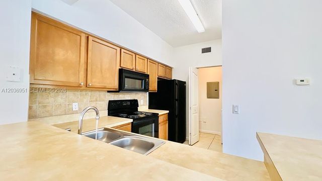 2304 E Myrtlewood Cir E 304, Palm Beach Gardens, FL 33418
