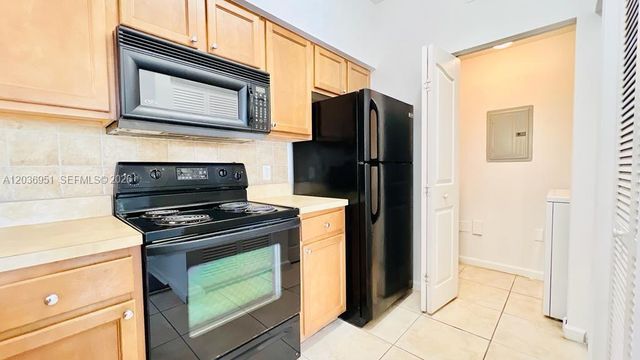 2304 E Myrtlewood Cir E 304, Palm Beach Gardens, FL 33418