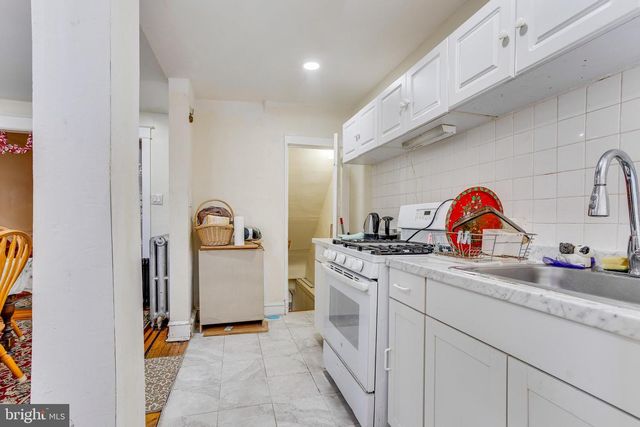 5914 W OXFORD ST, Philadelphia, PA 19151