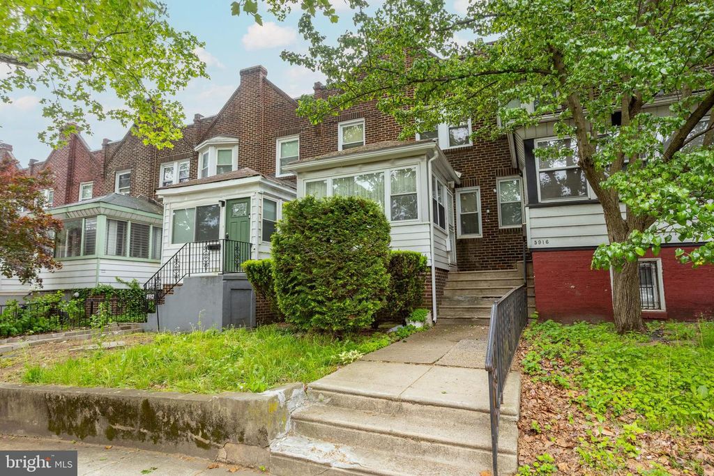 5914 W OXFORD ST, Philadelphia, PA 19151