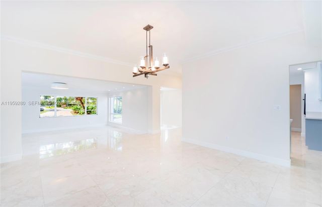 310 Harbor Ct, Key Biscayne, FL 33149