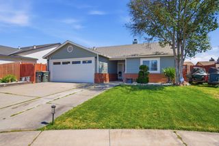 5918 Secretariat Ct, Riverbank, CA 95367