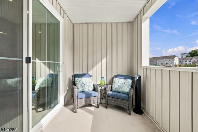 14 Clausen Ct, Mount Olive Twp., NJ 07828