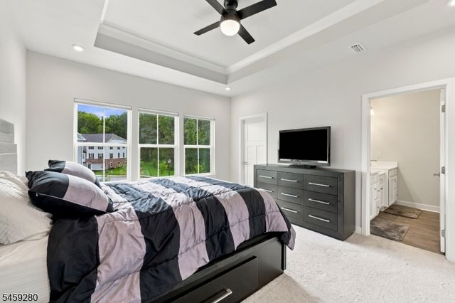 14 Clausen Ct, Mount Olive Twp., NJ 07828