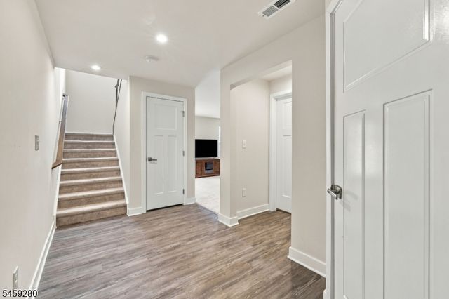 14 Clausen Ct, Mount Olive Twp., NJ 07828