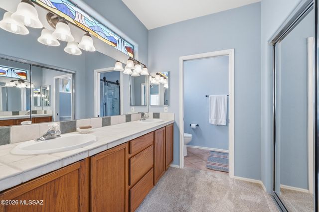 2025 W Amblemorn Drive, Green Valley, AZ 85622