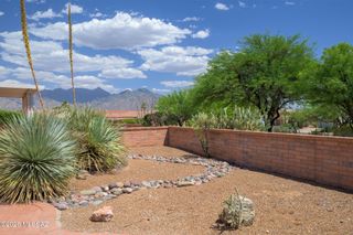 2025 W Amblemorn Drive, Green Valley, AZ 85622