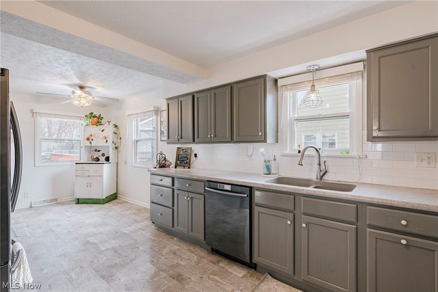 2679 N Bender Avenue, Akron, OH 44319