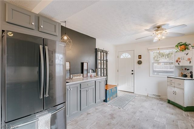 2679 N Bender Avenue, Akron, OH 44319