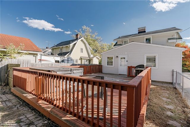 2679 N Bender Avenue, Akron, OH 44319