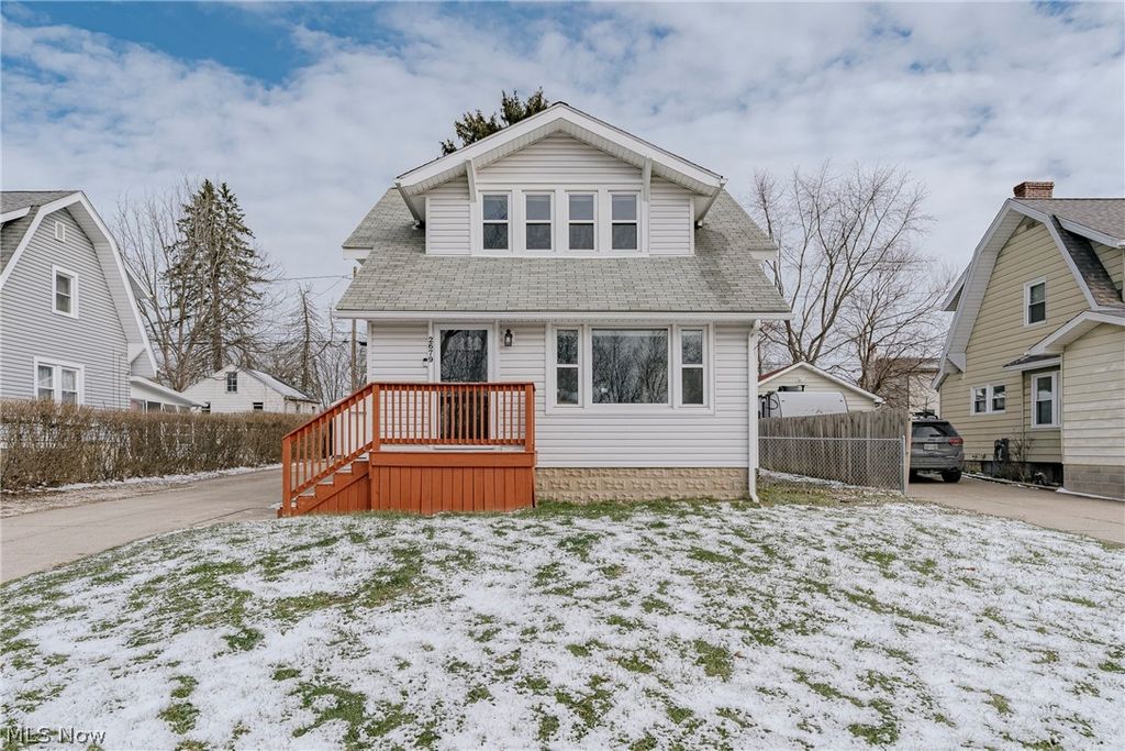 2679 N Bender Avenue, Akron, OH 44319