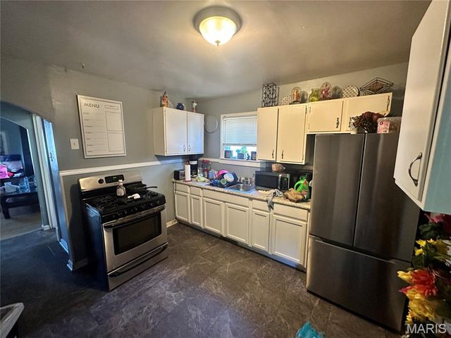 9006 Edna Street, St Louis, MO 63147