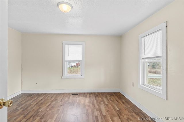 138 Blunt Avenue, Austin, IN 47102