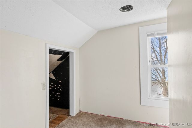 138 Blunt Avenue, Austin, IN 47102