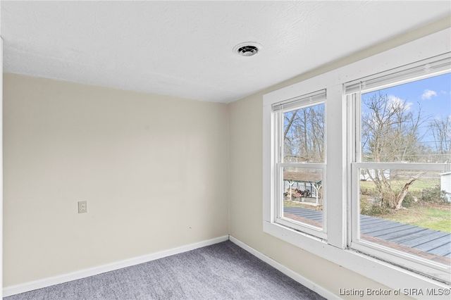 138 Blunt Avenue, Austin, IN 47102