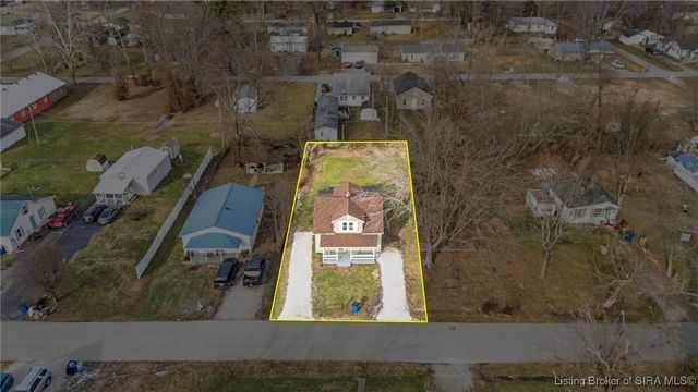 138 Blunt Avenue, Austin, IN 47102