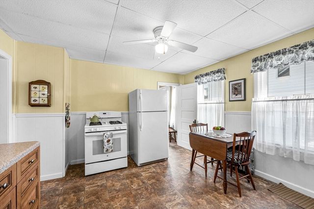 162 Hubbard St, Ludlow, MA 01056