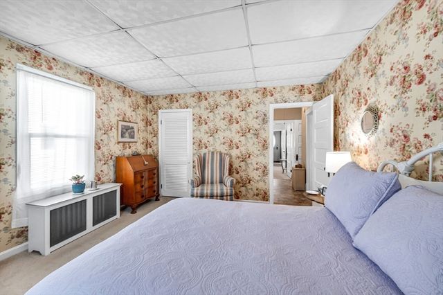 162 Hubbard St, Ludlow, MA 01056