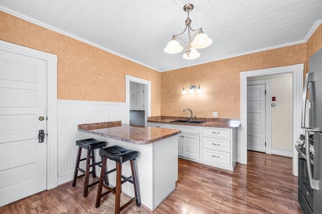 162 Hubbard St, Ludlow, MA 01056