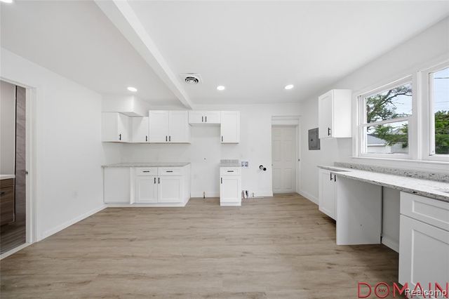 7285 Prospect Avenue, Warren, MI 48091