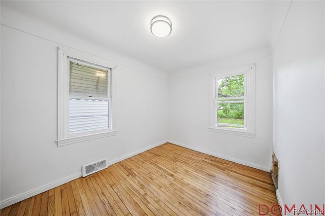 7285 Prospect Avenue, Warren, MI 48091