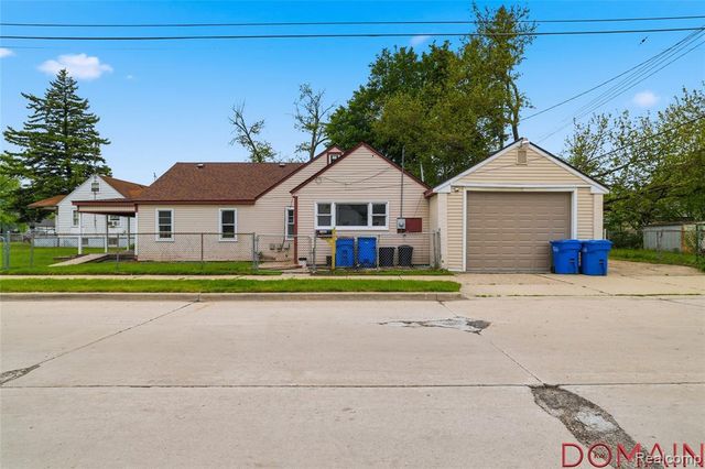 7285 Prospect Avenue, Warren, MI 48091