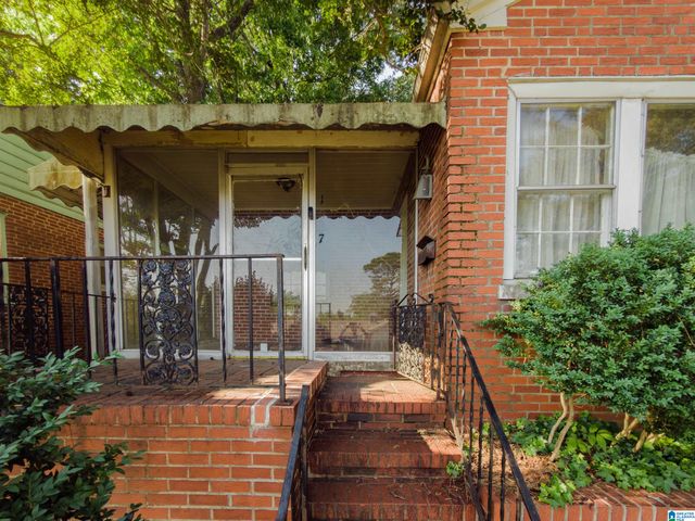 1027 41ST STREET, Birmingham, AL 35208