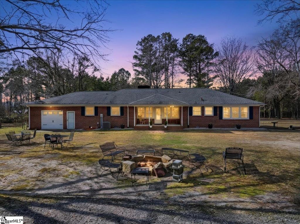 1191 Bush River Road, Clinton, SC 29325