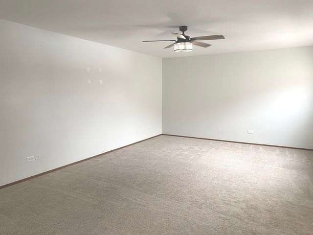 246 Tamarack Drive, Bloomingdale, IL 60108