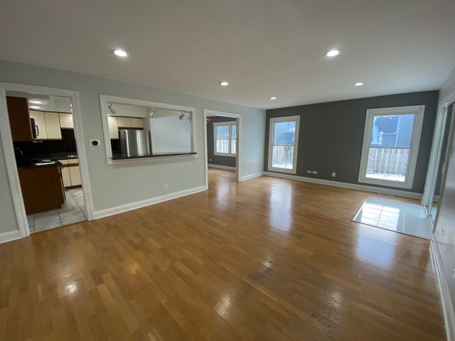 246 Tamarack Drive, Bloomingdale, IL 60108