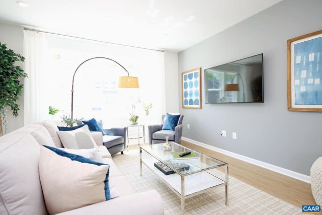 2018 DESOTO DR, Charlottesville, VA 22902