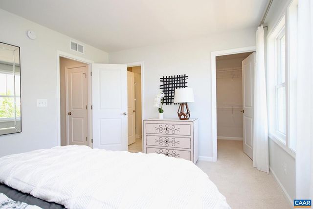 2018 DESOTO DR, Charlottesville, VA 22902