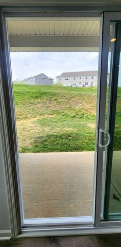 1054 Woodbridge Blvd, Lebanon, TN 37090