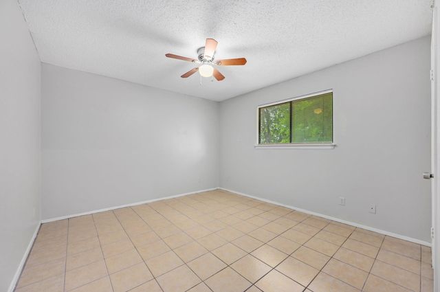 2008 Old West PL B, Round Rock, TX 78681