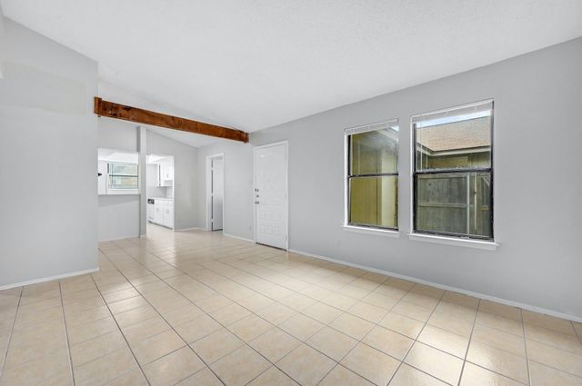 2008 Old West PL B, Round Rock, TX 78681