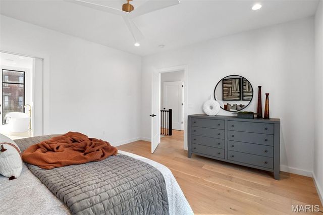 215 N Sarah Street 8, St Louis, MO 63108
