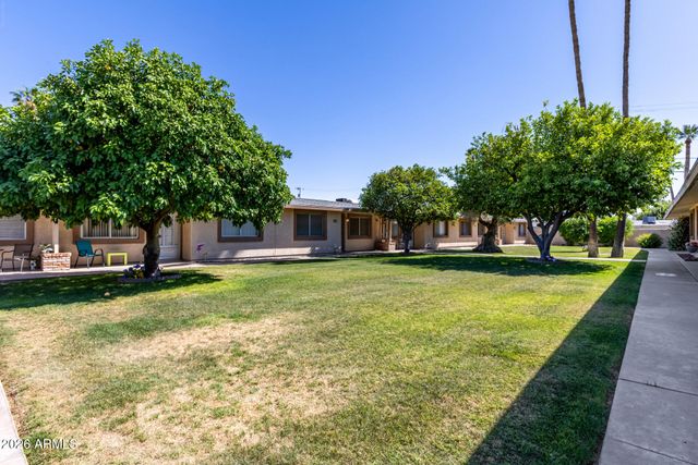 10619 W COGGINS Drive, Sun City, AZ 85351
