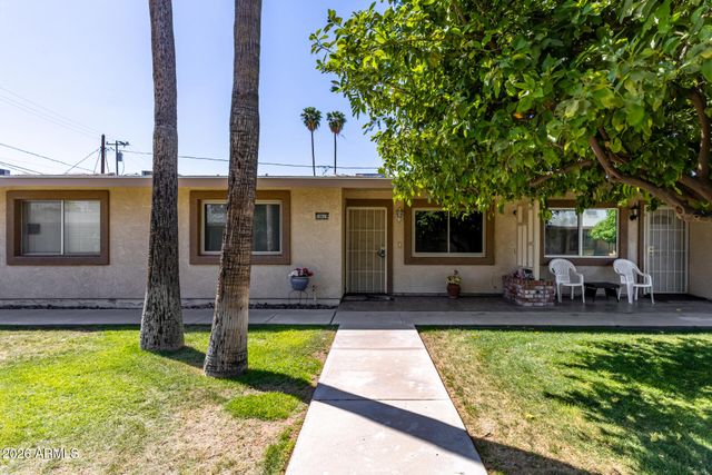10619 W COGGINS Drive, Sun City, AZ 85351