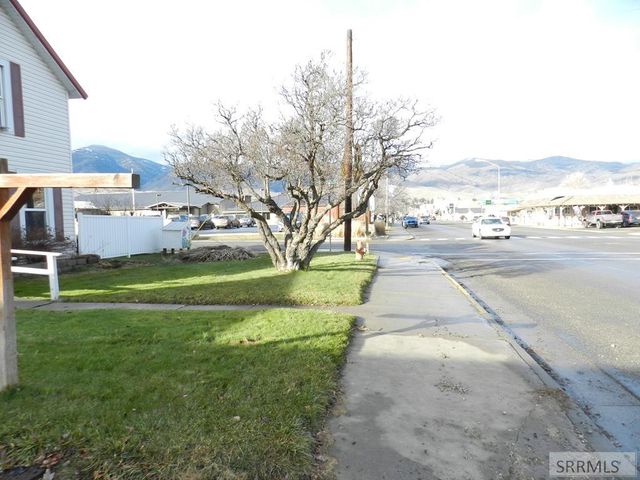 901 Main Street, Salmon, ID 83467