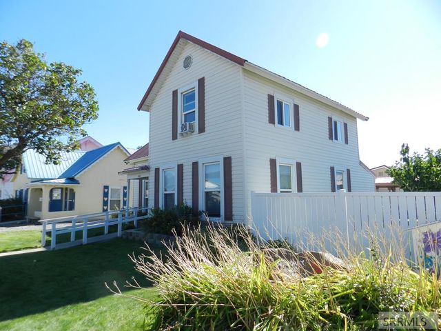901 Main Street, Salmon, ID 83467