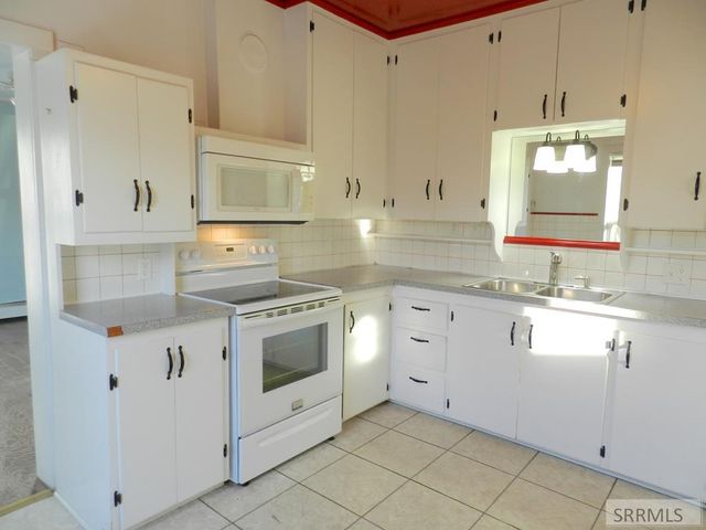 901 Main Street, Salmon, ID 83467