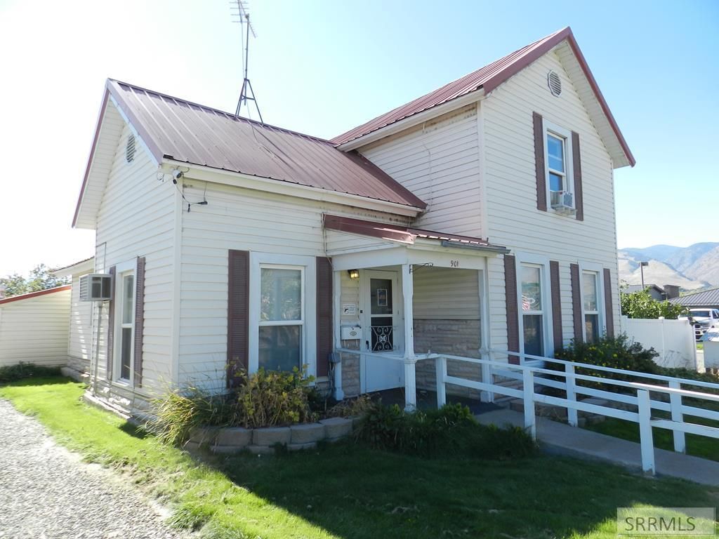 901 Main Street, Salmon, ID 83467