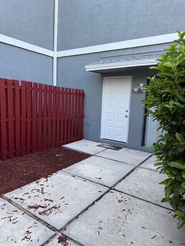 1 Crossings Circle W C, Boynton Beach, FL 33435