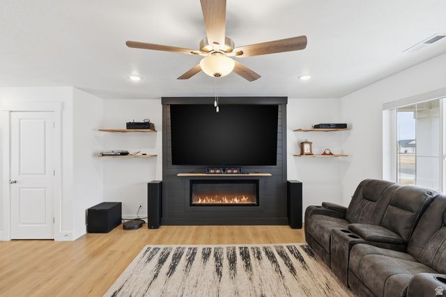 852 N 930 W, Tremonton, UT 84337