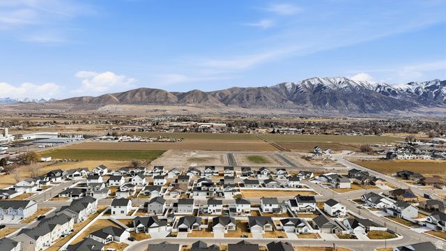 852 N 930 W, Tremonton, UT 84337