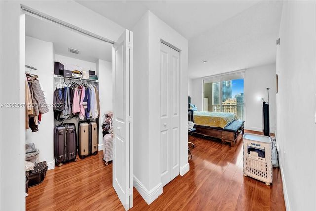 1250 S Miami Avenue 2106, Miami, FL 33130