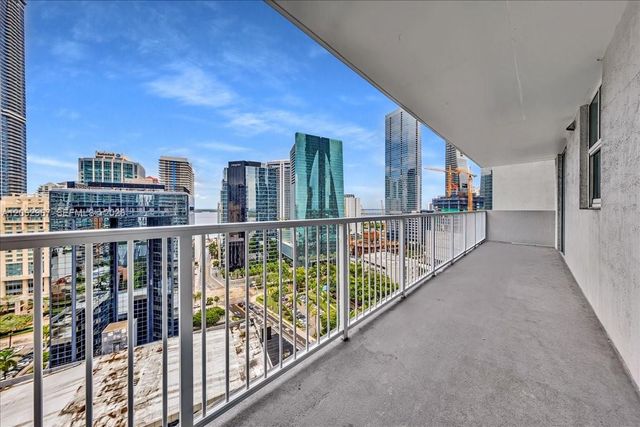 1250 S Miami Avenue 2106, Miami, FL 33130