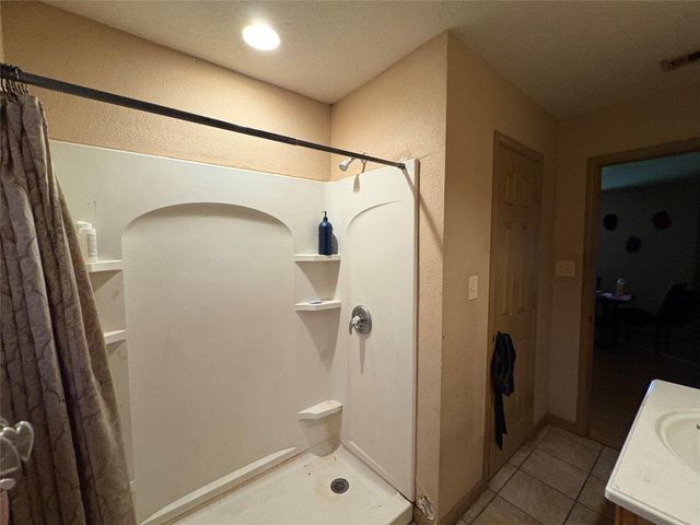 230 Deane Drive, Livingston, TX 77351